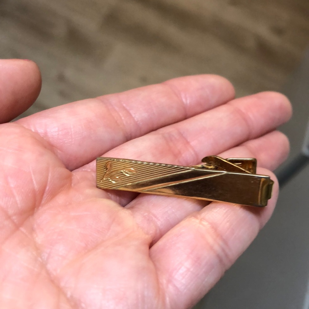 Men’s Gold Tie Clip Cufflinks